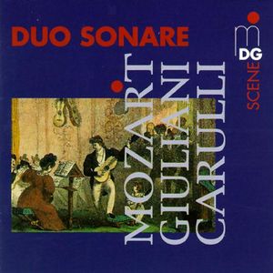 Plays Mozart/Giuliani/Carulli