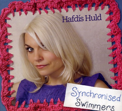 Synchronised Swimmers