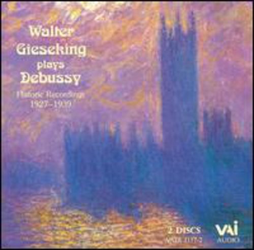 Plays Debussy