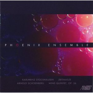 Plays Stockhausen & Schoenberg