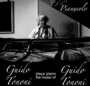 Play Piano Music (IMPORT)