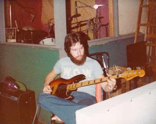 Nothing Like Dat Funky Music / Round & Around