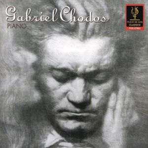 Sonata 32 in C minor / Moments Musicaux Op 94 , Gabriel Chodos