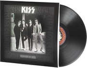 Dressed to Kill , Kiss