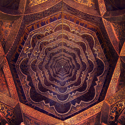 BREATHING STATUES