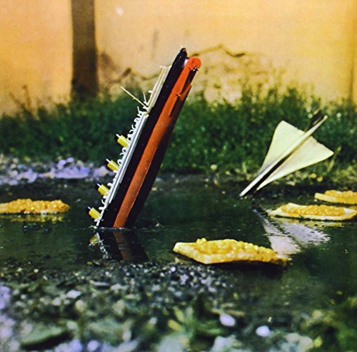 Thousands on a Raft [Import]