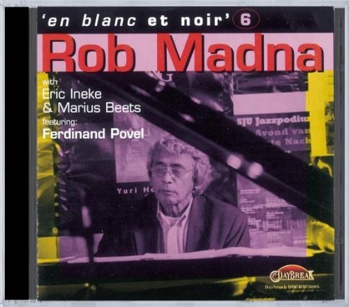 V6: En blanc et noir
