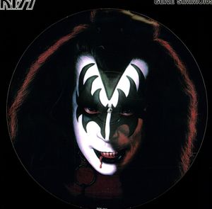 Gene Simmons , Kiss