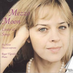 Mezzo Moon , Pia Heise
